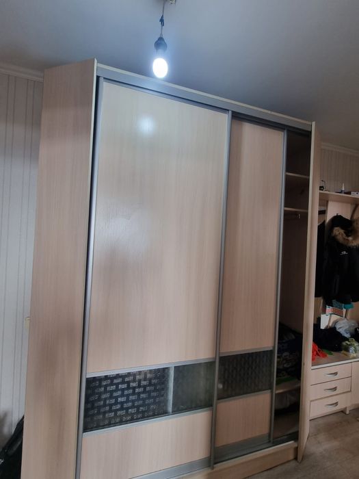 Продаю шкаф и прихожи самовывоз