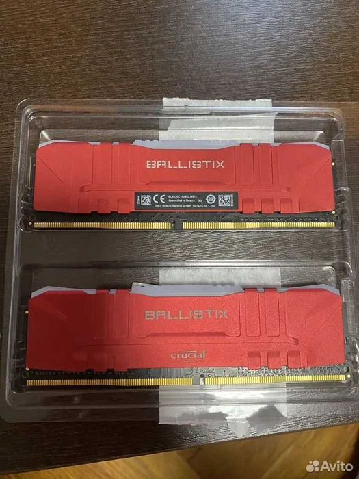 Нова RAM памет 16GB (2x8GB) DDR4-3200 Crucial Ballistix RGB PC4-25600