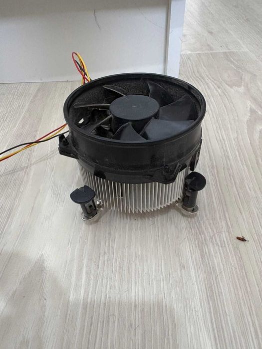 Продам кулер систему охлаждения