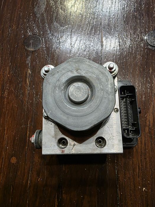 Pompa abs suzuki sx4 s- cross vitara 1.4 impecabil