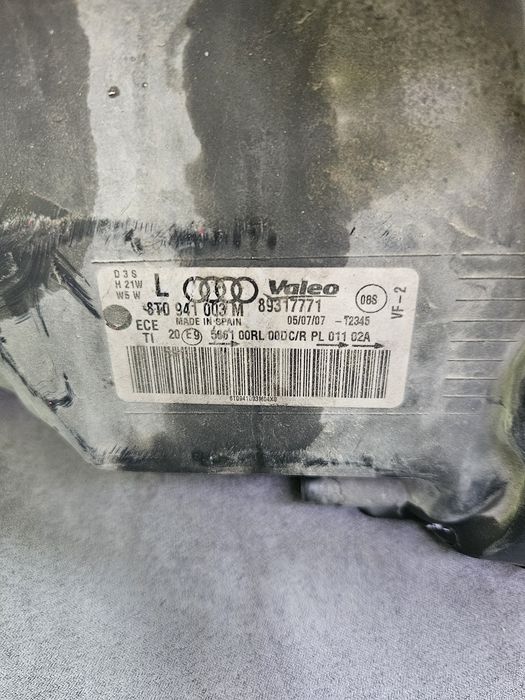 Оригинални ксенонови фарове пълен комплект за ауди а5 2008г 8t audi a5