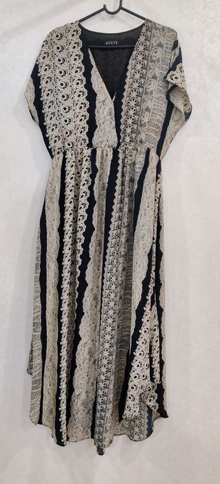 Продам платья, размер 48