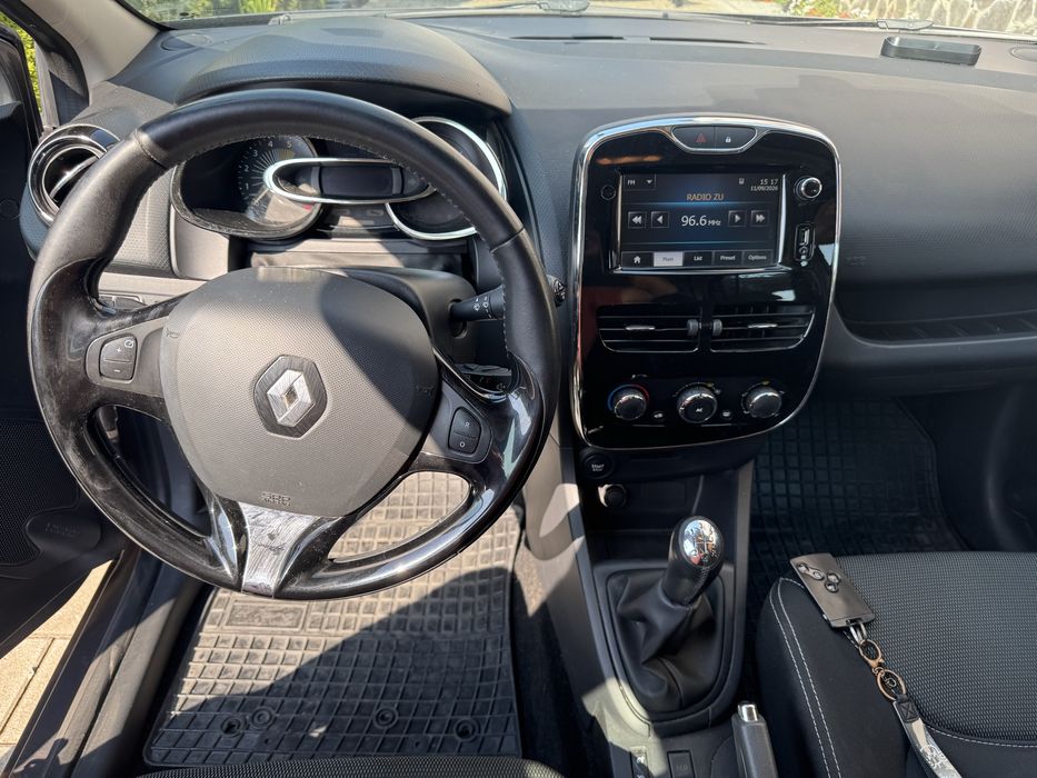 Renault Clio 4   — 1.5 DCI  Break