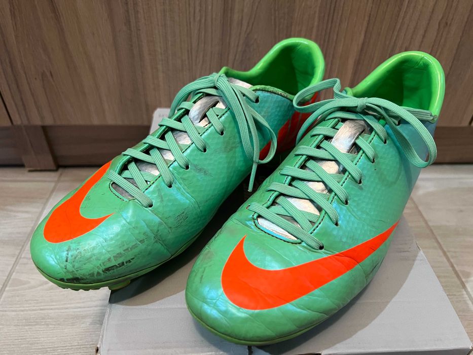 nke mercurial VICTORY IV бутонки ,калеври, футболни обувки номер 40,5