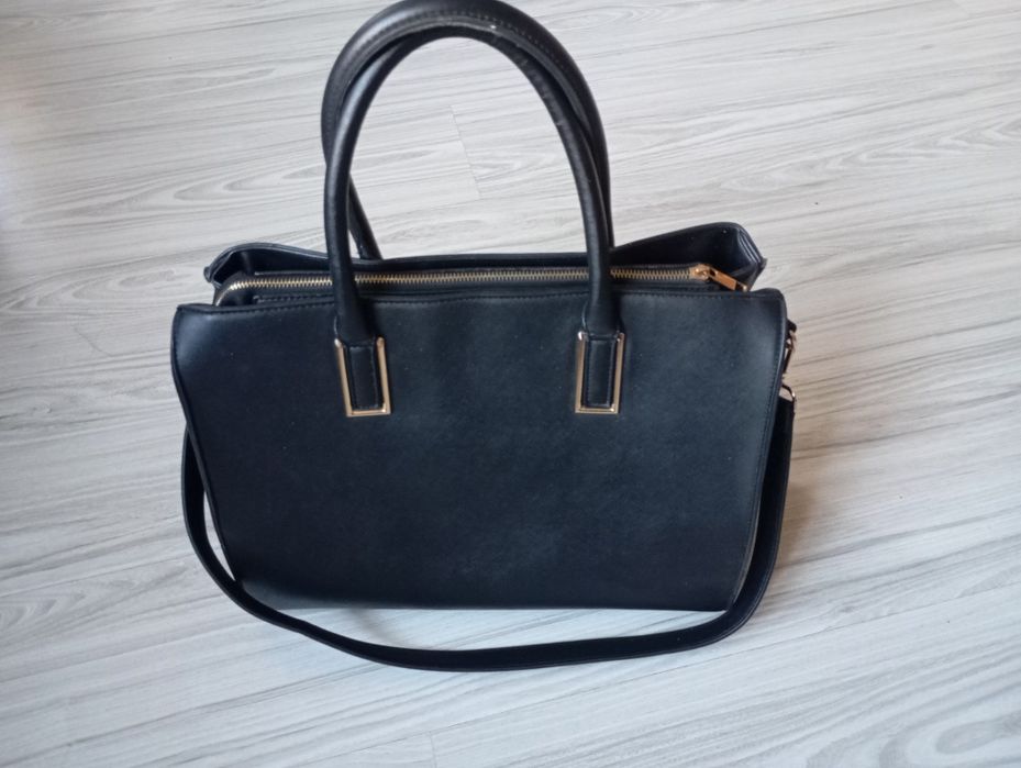 Дамска  черна чанта