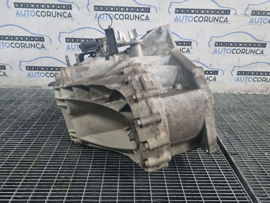 Cutie de viteze Kia Sorento II Facelift 2.2 D 2012 - 2014 200CP Manuala 5 Trepte D4HB ...