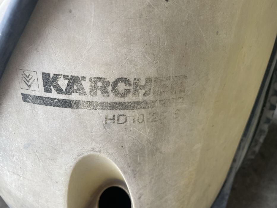 Водоструйка KARCHER модел:hd10/21,hd10/25,hd820s