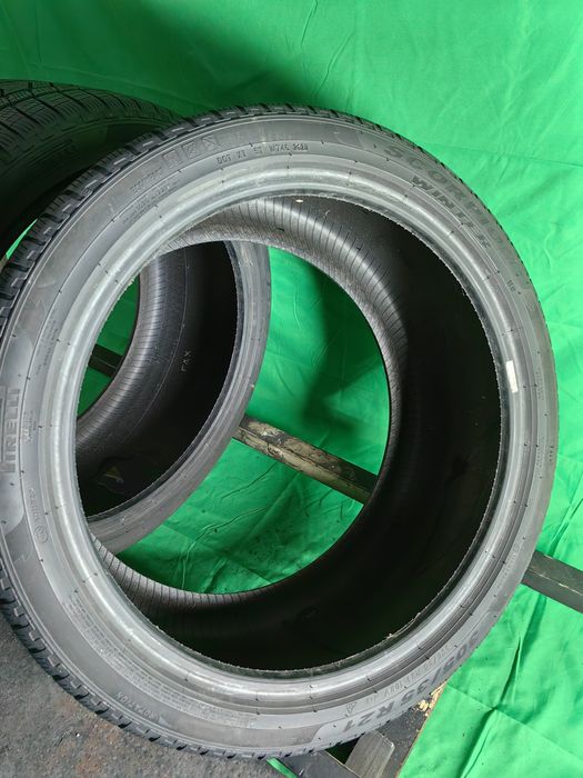 305/35R21 Pirelli 6,1mm 2020 stare foarte buna
