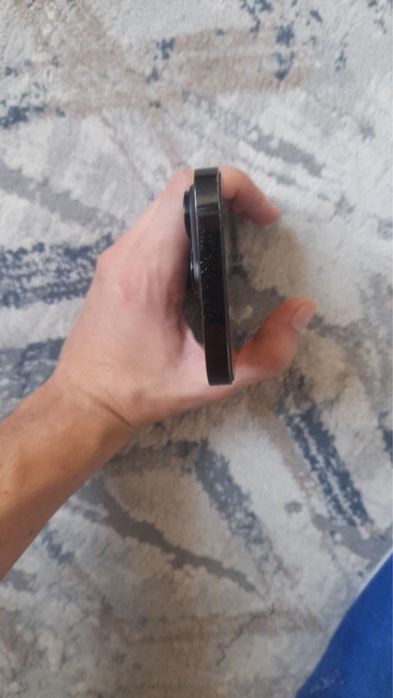 Продаю Iphone 14 Pro 256