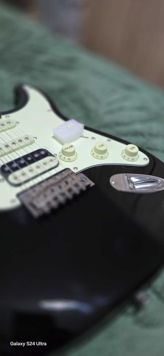 Китара електрическа Чисто Нова