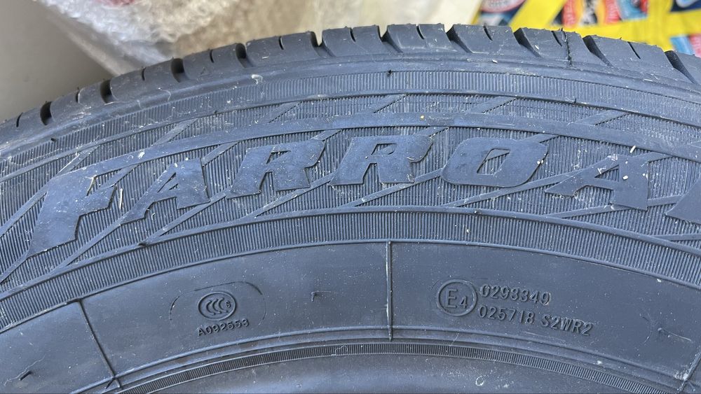 Шина новый 235-65-R18