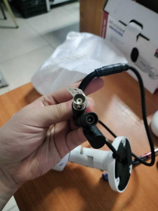 HD-TVI камера HiVision DS-2CD (мультиформатная)