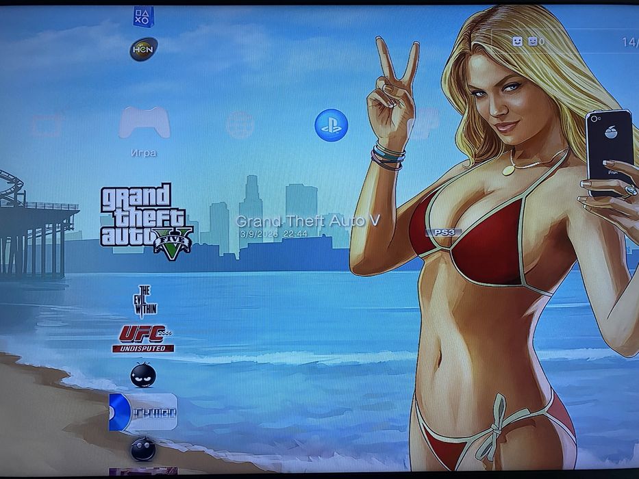 Продам PlayStation 3 Slim