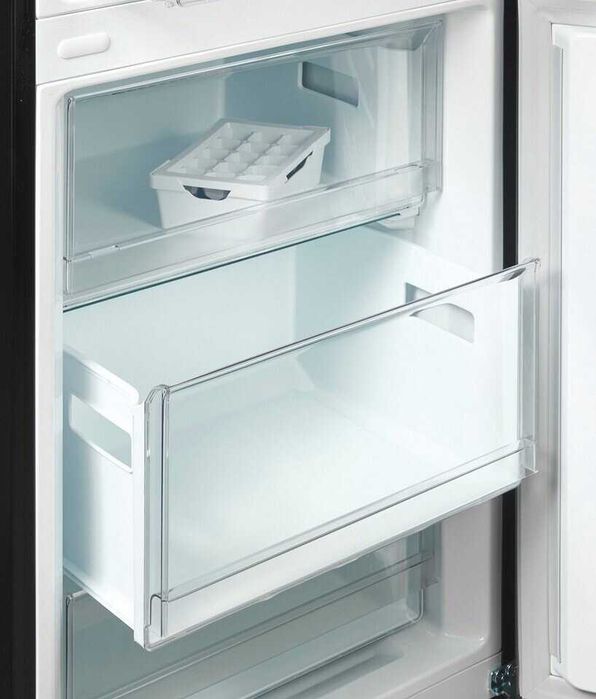 Хладилник с фризер LG GBP62MCNAC 203см.