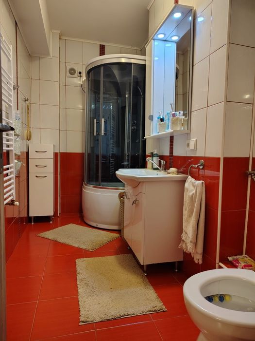 Apartament 2 camere, Dâmbul Rotund, parcare subterană, Persoana Fizica