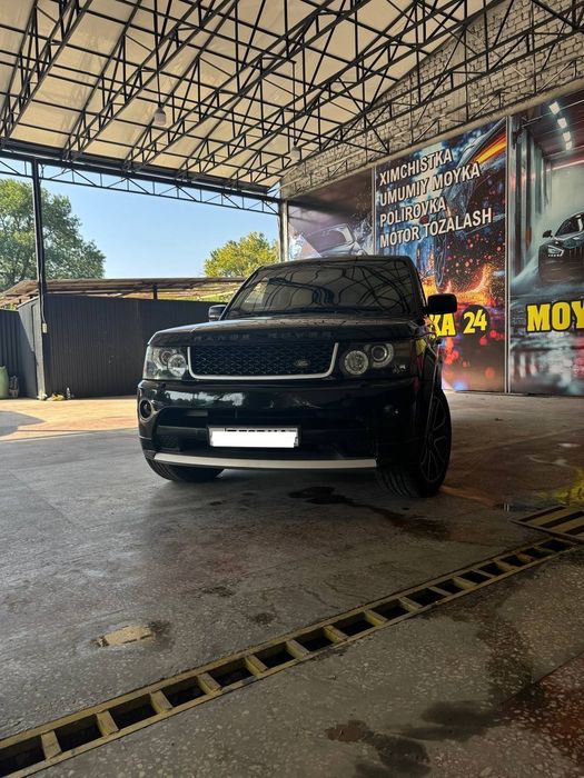 Range rover qora