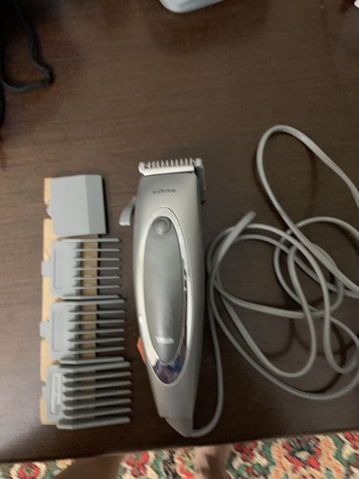 Машинка для стрижки волос