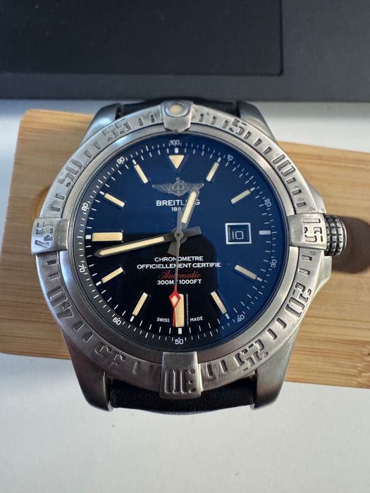 Breitling Avenger V17310 Blackbird 48mm Titanium