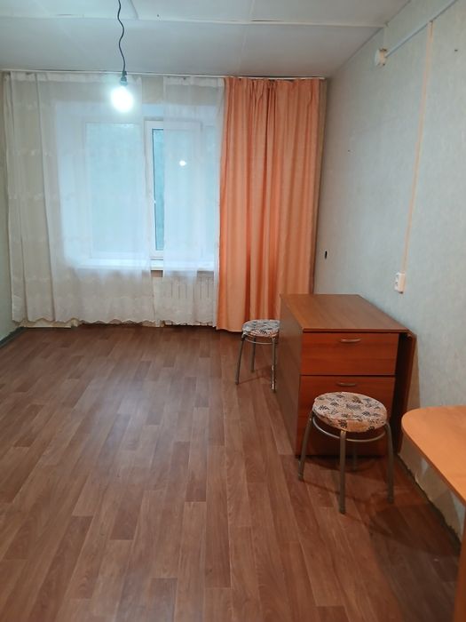 Продам общежитие Изюминка 4200