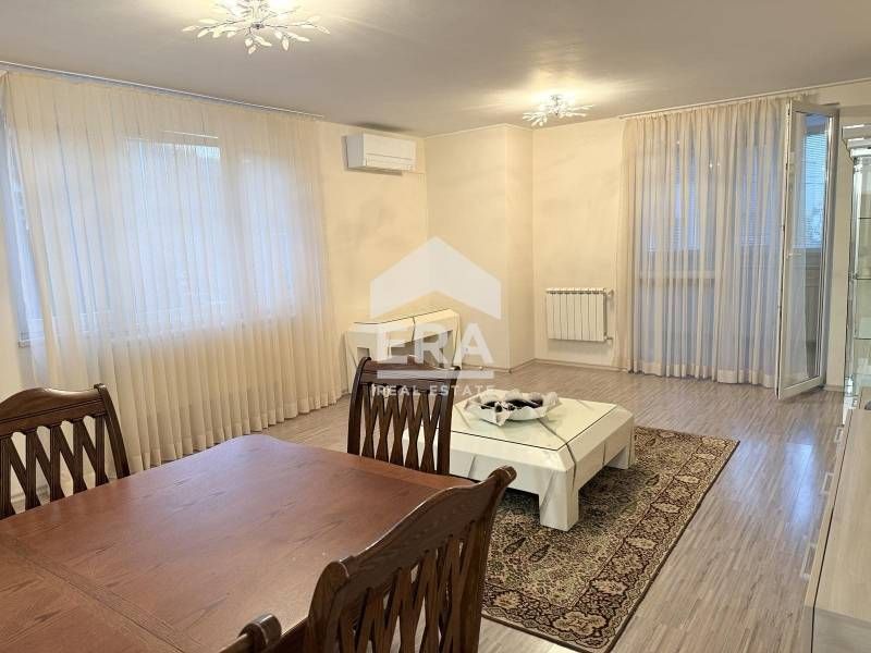Продава се Тристаен апартамент в София, Манастирски ливади - 127 кв.м за 1366 €/кв.м - Снимка #10