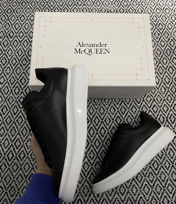 Vand alexander mcqueen noi