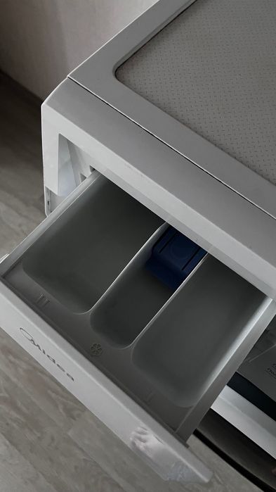 стиралка midea в хорошем состоянии