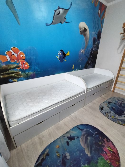 Детские кровати 2 шт.