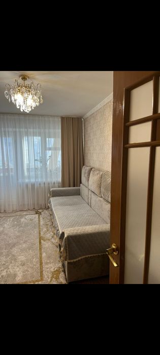 Продается 2 комнатная квартира в центре города, Цум, март