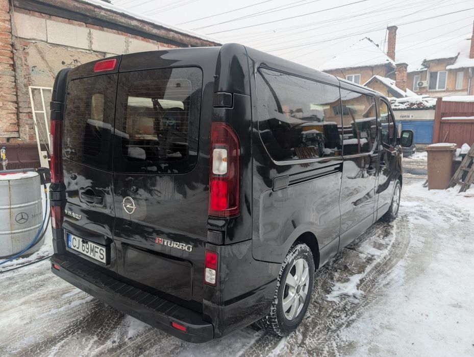 Opel Vivaro 8+1, 2017