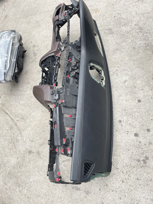 Шито кожено табло БМВ Х5, Ф15 (tablo bmw f15)