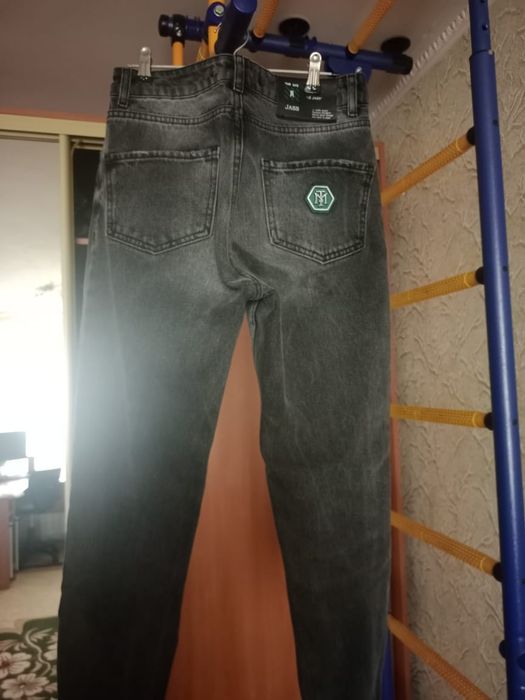 Продам серые джинсы!