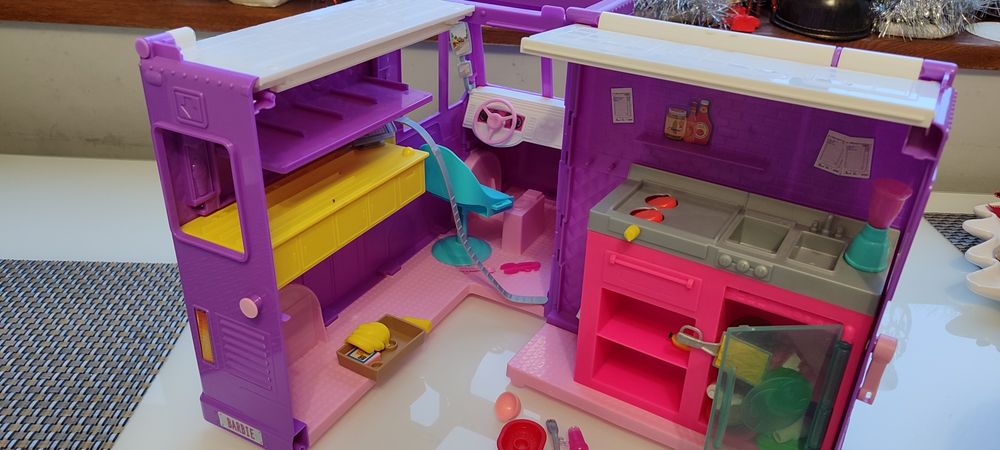 Кемпер за бързо хранене BARBIE