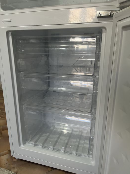 Холодильник (рабочий)