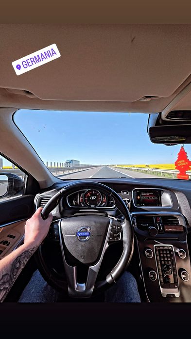 VOLVO V40 2015 — imagine 2