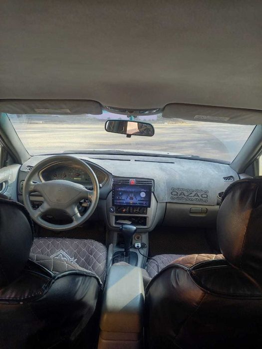 Mitsubishi Galant 2003