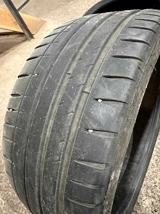 Продам шины Michelin в хорошем состоянии!