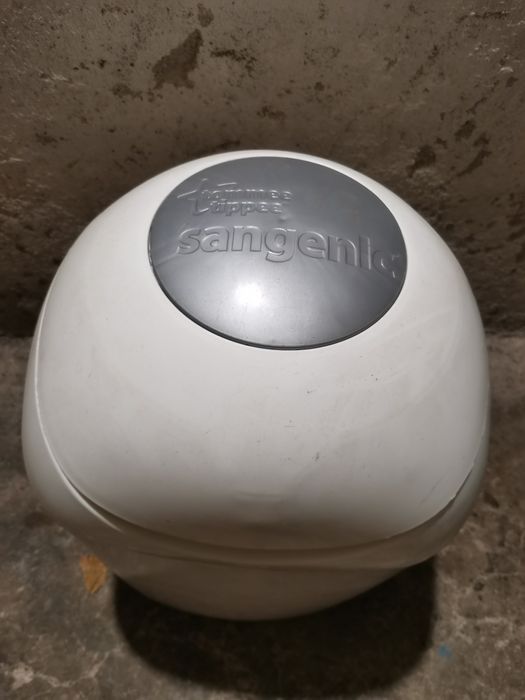 Играчки за деца и др.