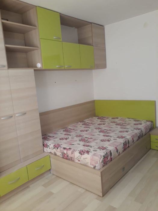 Inchiriez apartament 3 camere Dedeman etaj 4/4 FARA LIFT!!!