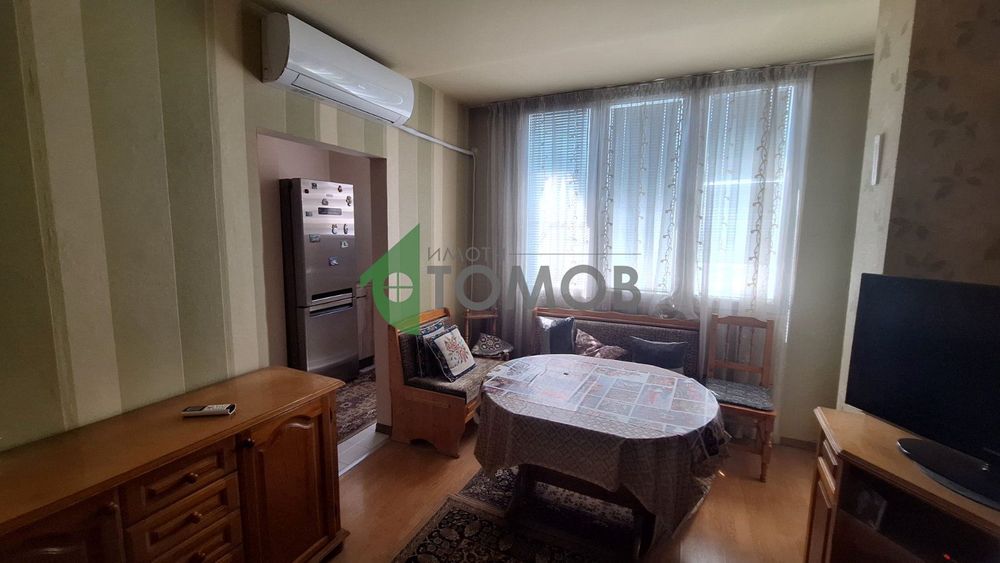 Дава се под наем Двустаен апартамент в Стара Загора, Център - 50 кв.м за 306 € - Снимка #1