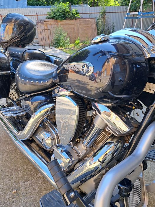Vind Yamaha xv1600 roadstar  an 2002 .