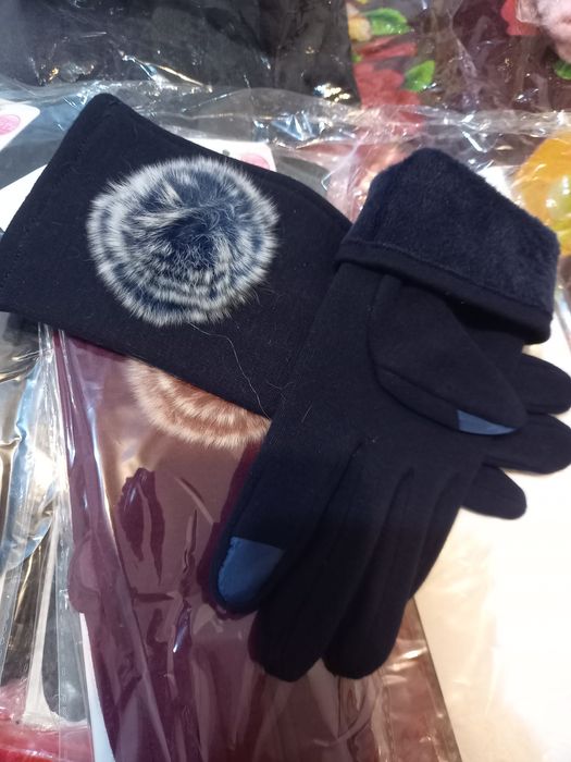 Продам носки,перчатки