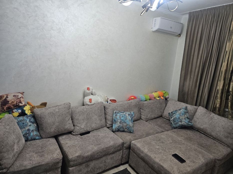 Диван (угалок) для дома