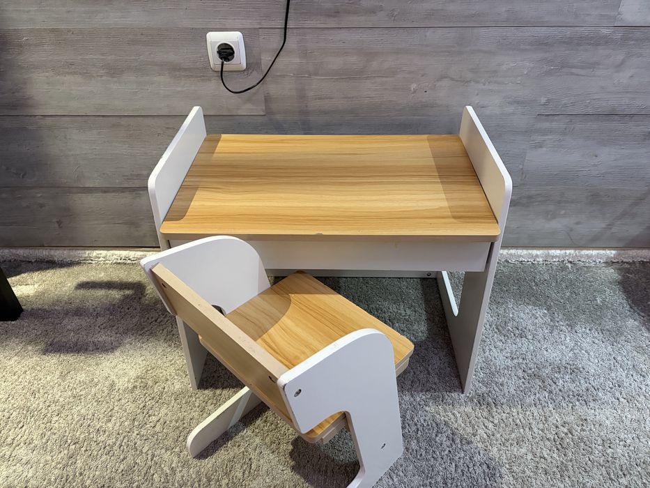 Малко детско бюро