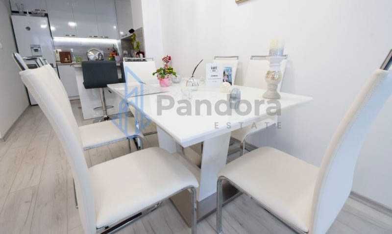 Тристаен апартамент под наем в  кв.  Лагера