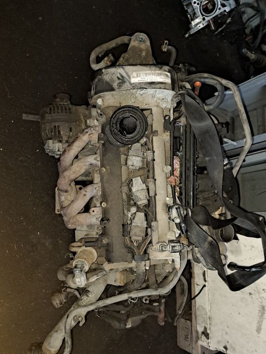 Двигател и скоростна кутия за Фолксваген и Сеат 1.4 16V !