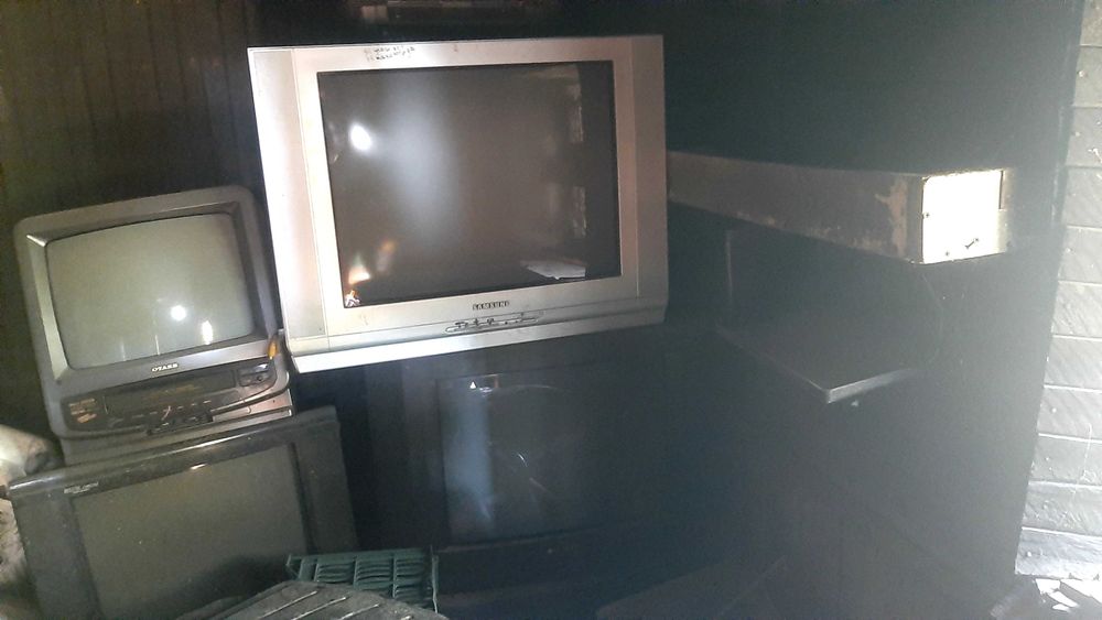 Продам телевизор
