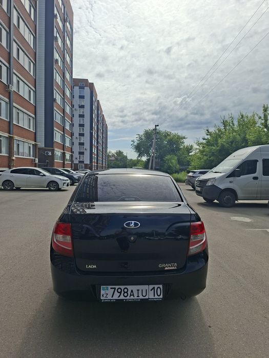 Лада Гранта продам
