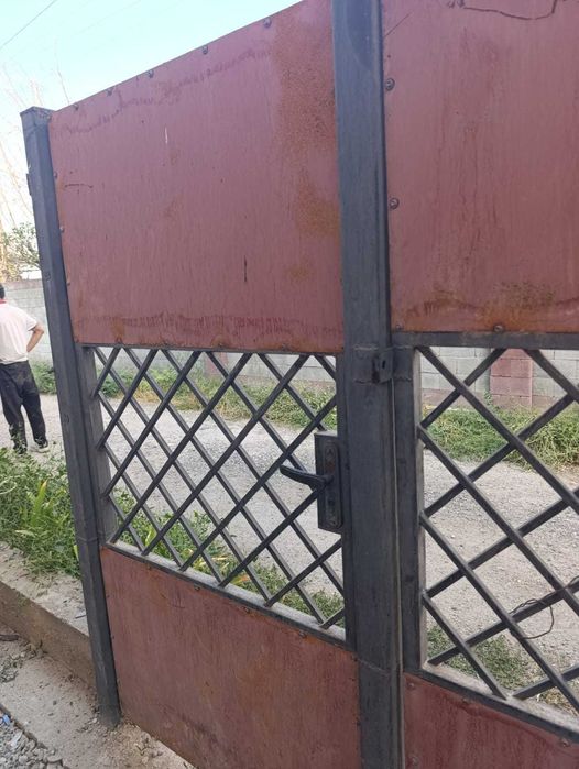 Ворота с калиткой 400000