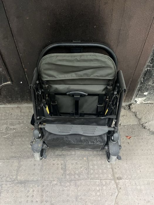 Продам детскую коляску