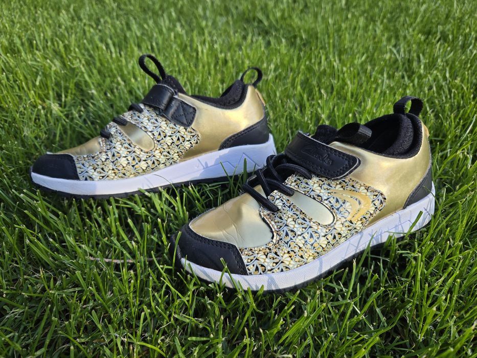 Кросовки Clarks для девочки